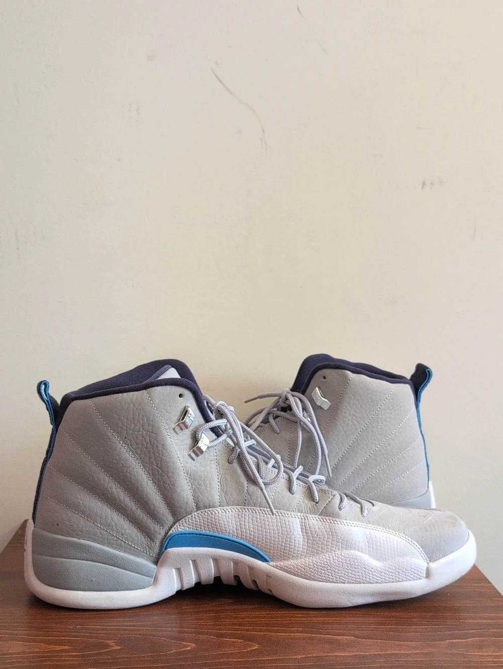 Nike Air Jordan 12 Retro Sz 17